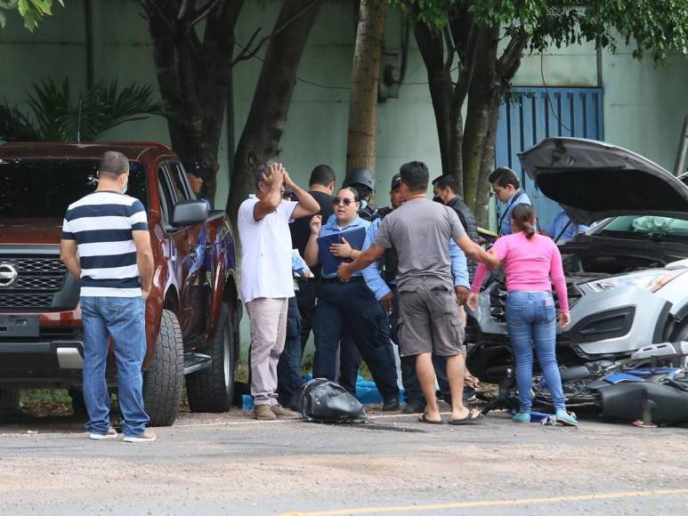 Doloroso momento: familia llega a reconocer a joven que murió en accidente salida a Valle de Ángeles