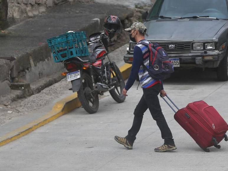 Inicia retorno de hondureños a sus ciudades tras disfrutar feriado de Fin de Año