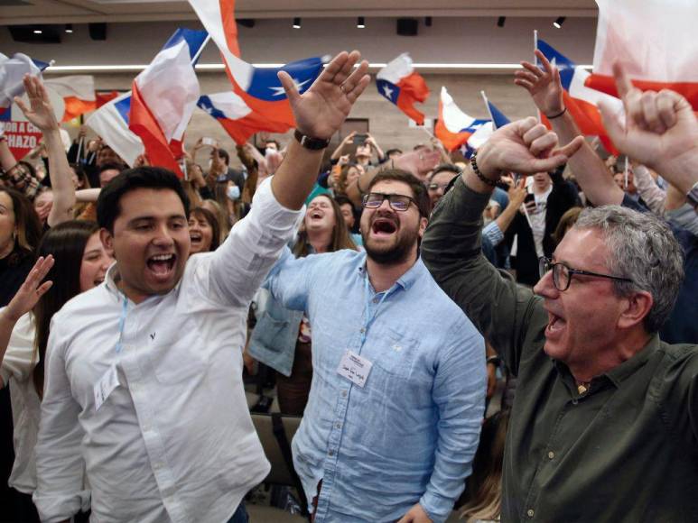 FOTOS: Chile celebra arrollador rechazo a nueva Constitución tras plebiscito de este domingo