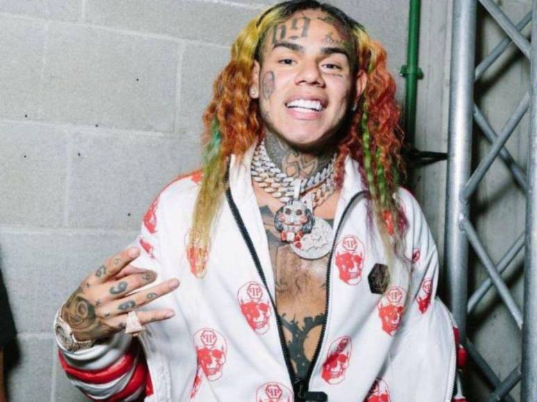 Agresiones y abusos: Anuel AA y Tekashi protagonizan pelea viral por Yailin