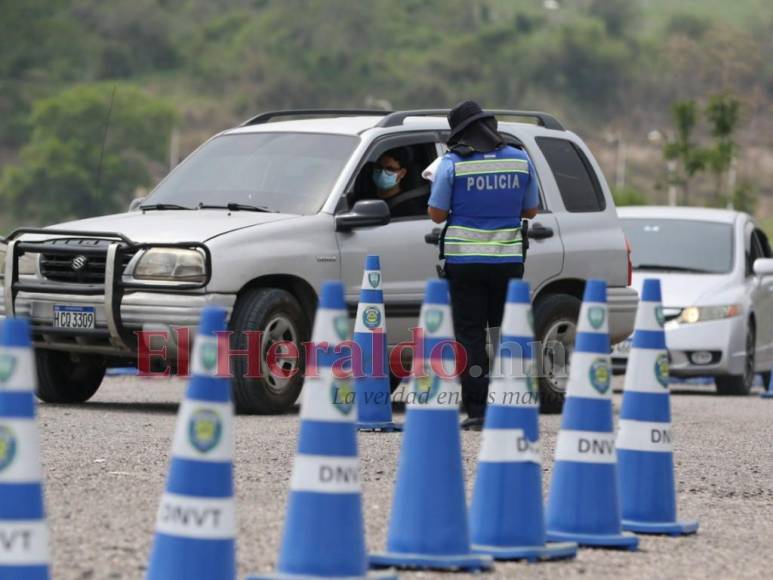 ¿En qué consiste el examen práctico para obtener la licencia de conducir?