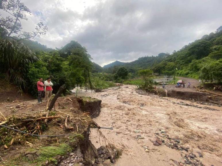 Muerte, personas soterradas y destrucción: lluvias provocan caos en Intibucá