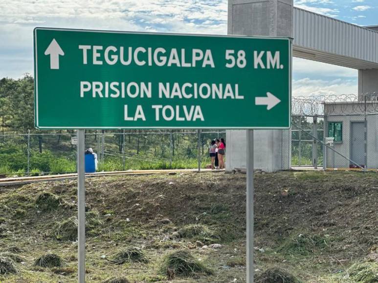 Abogada ingresaba dinero y de paso iba a visita conyugal en La Tolva