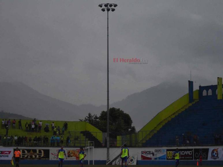 NO SE VIO EN TV: Así se vivió el primer partido del Apertura 2023 de Liga Nacional entre Olancho FC y Marathón