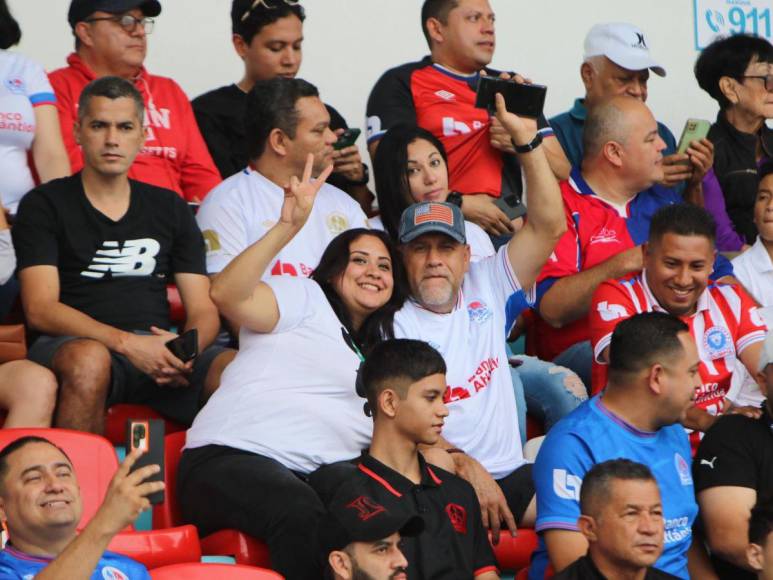 ¡En la casa del León! Así se vivió el ambiente para el Olimpia- Génesis