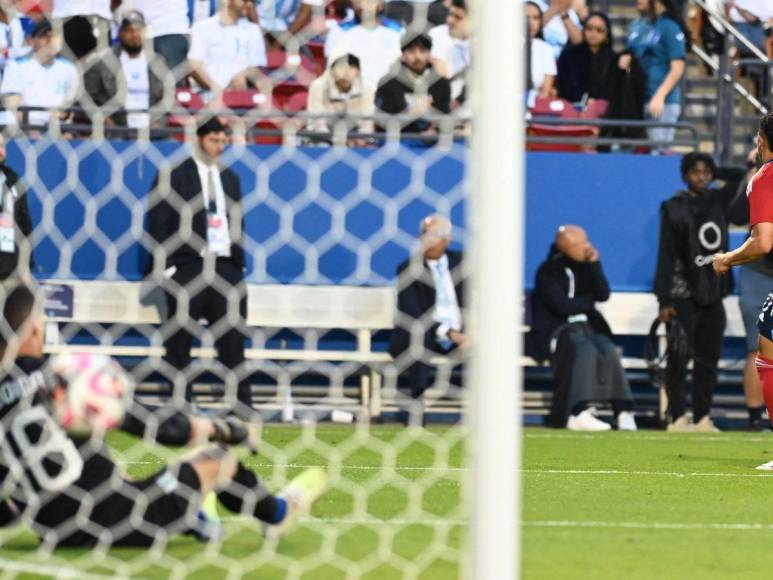 Caras largas en Honduras luego de dura eliminación ante Costa Rica