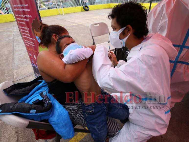 Así arrancó la jornada de vacunación a niños de 5 años en adelante (Fotos)