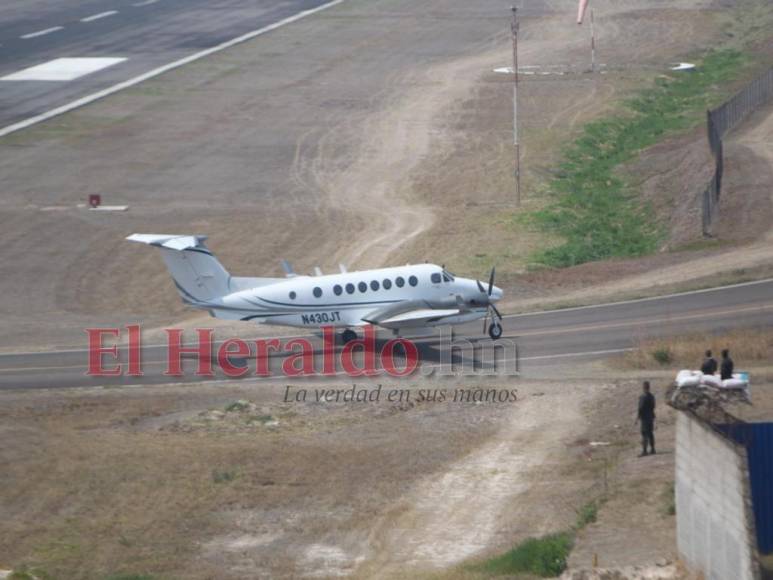 Fotos de la aeronave de la DEA que extraditó a JOH a EEUU