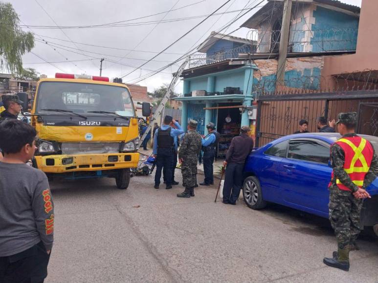 Imágenes tras el incendio que dejó cinco miembros de una familia muertos en Ciudad Lempira