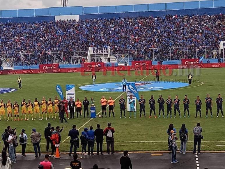 Locura azul, la decepción de Vargas y ambientazo: Las imágenes del Motagua-Real España