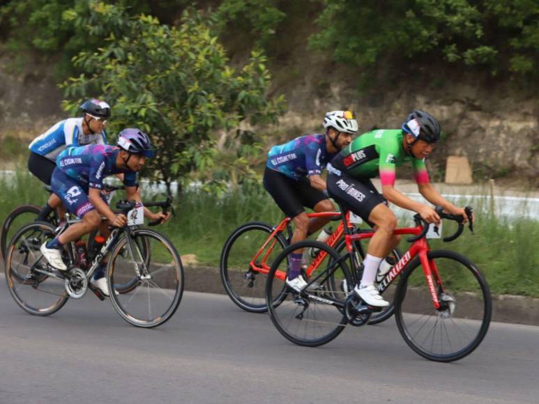 Emocionante segunda vuelta en la categoría Élite Masculina