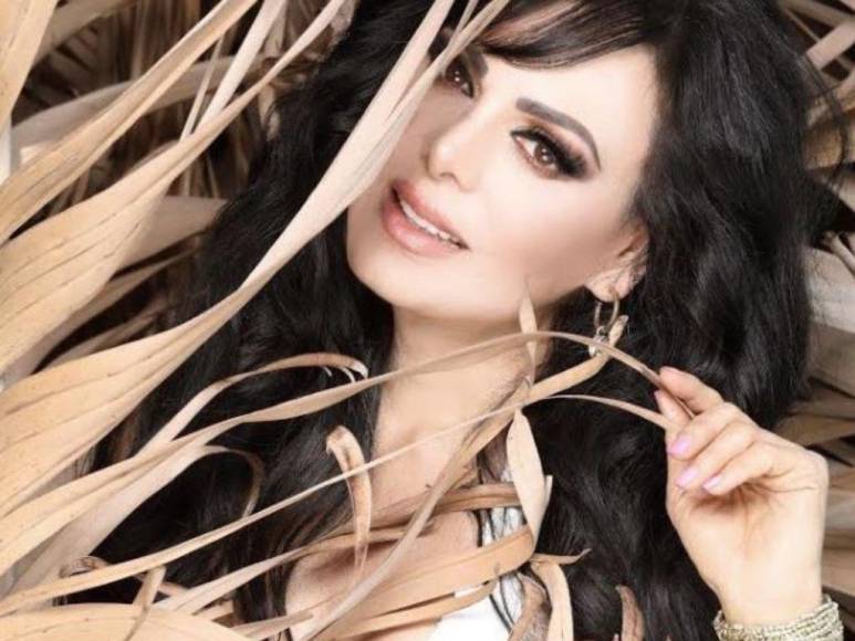 Radiante y estilizada, así luce Maribel Guardia a sus 63 años