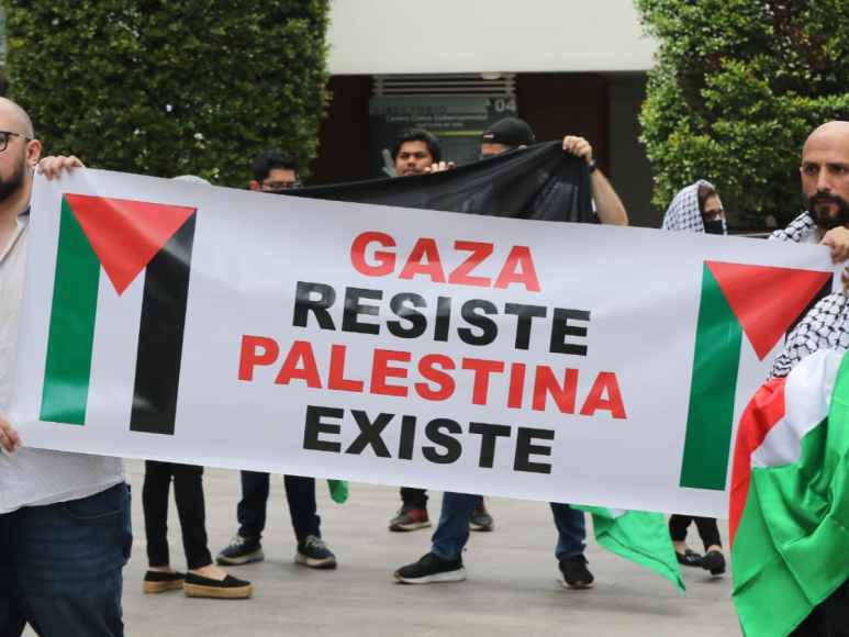 Palestinos residentes en Honduras protestan en la Embajada de Israel