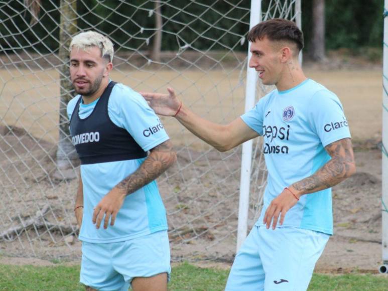 Bienvenida a Rodrigo Auzmendi y la salida para el Motagua vs Victoria