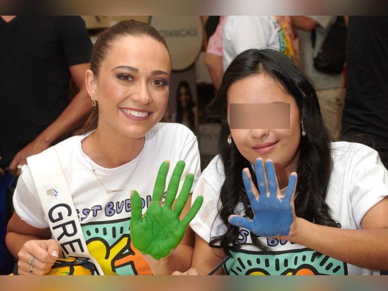 Candidatas de Miss Universo enternecen las redes con su visita a niños