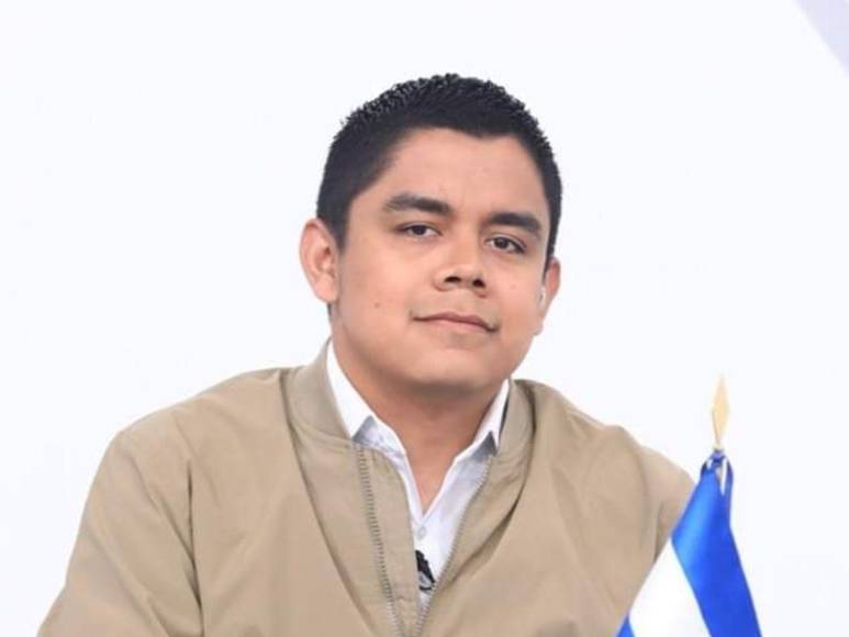 Así era David Cruz, periodista que murió en accidente de helicóptero en El Salvador