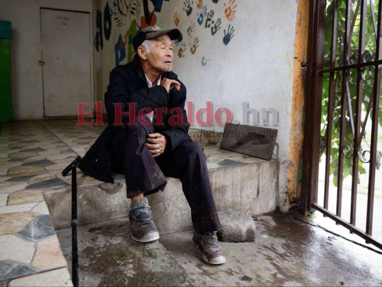 Zozobra, dolor y evacuaciones: el ambiente tras derrumbes en la colonia La Esperanza de la capital