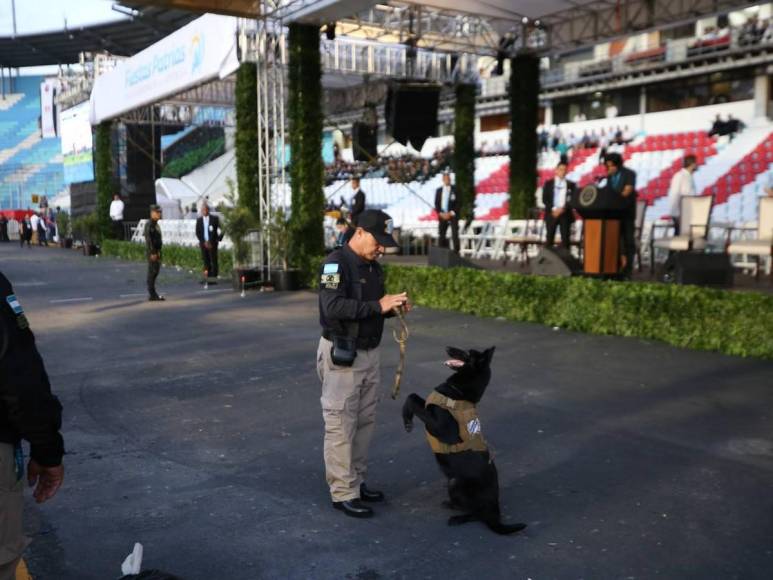 Patrullajes, retenes y estrictos controles garantizan seguridad en los desfiles patrios en Tegucigalpa