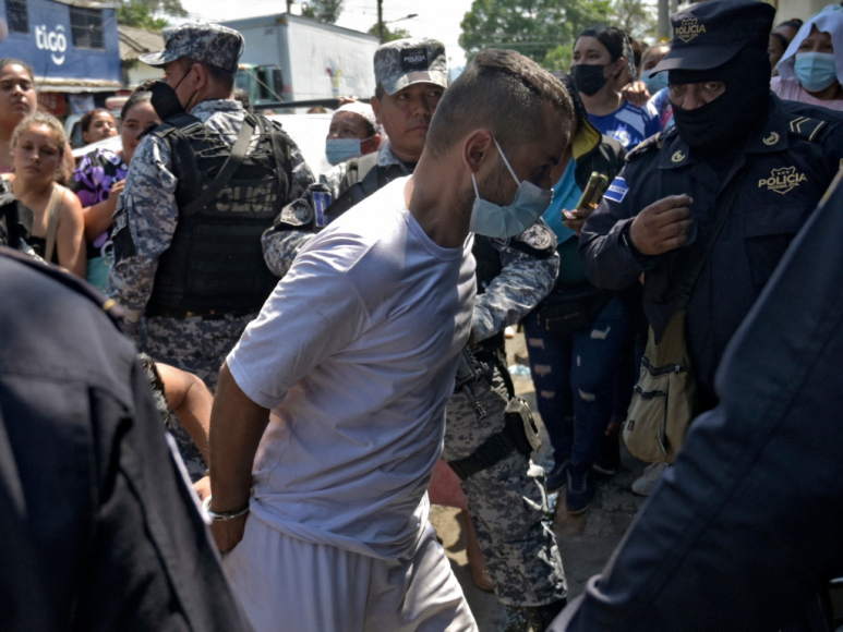 Estado de excepción y lucha frontal contra las pandillas, así enfrenta Bukele la violencia en El Salvador