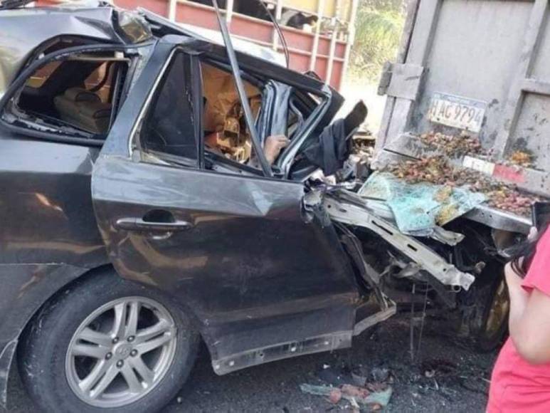 Viaje a fiesta de cumpleaños terminó en tragedia: cinco muertos dejó accidente en Triunfo de la Cruz