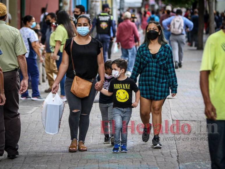 Amorosas, compresivas y fuertes, así son las madres hondureñas (Fotos)