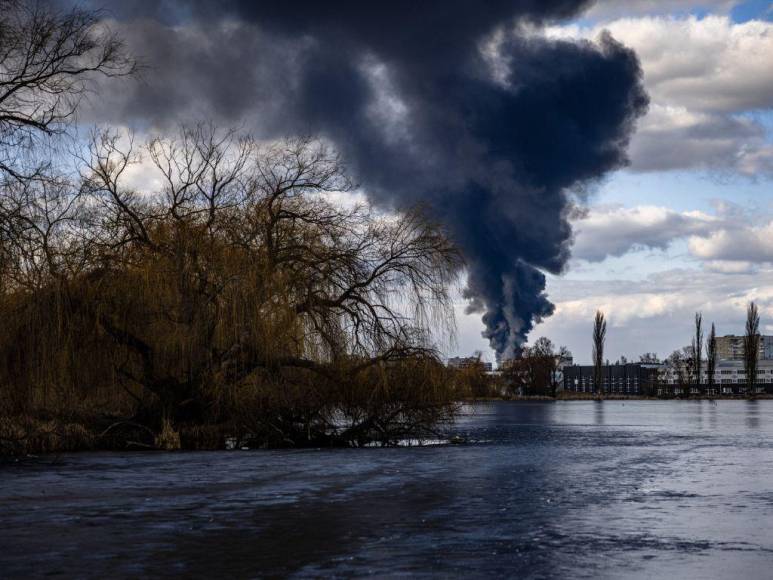 14 días de invasión: Rusia intensifica bombardeos sobre ciudades ucranianas