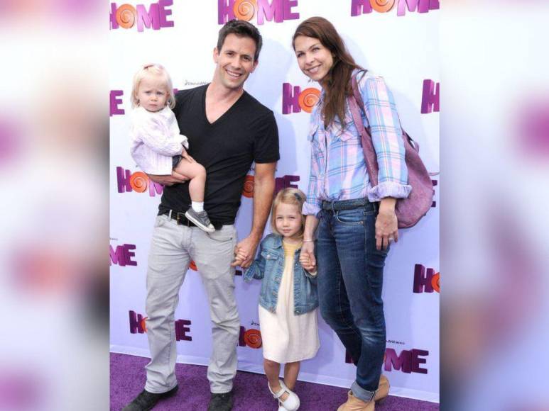 Último post del actor Christian Oliver antes de morir junto a sus hijas