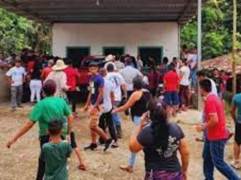 Las dolorosas fotos que dejó masacre en Cayo Blanco, Juticalpa