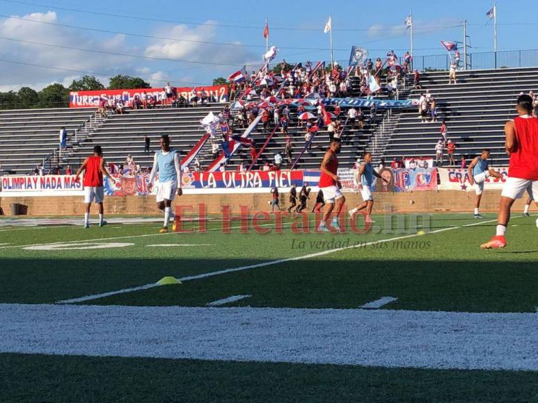 Carnaval blanco, leyenda invitada y ambientazo: Así se vivió el inicio de pretemporada de Olimpia en EEUU