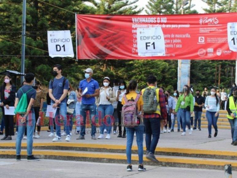 UNAH inicia aplicación de más de 15,000 pruebas de admisión en todo el país