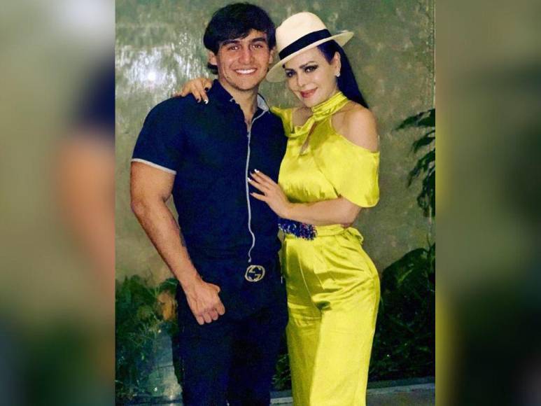 ¿De cuánto es la fortuna de Julián Figueroa y le dejó herencia Joan Sebastian?