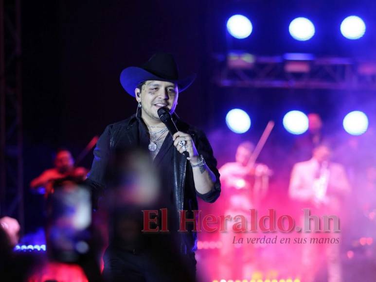 Las mejores fotos de Christian Nodal durante su concierto en Honduras
