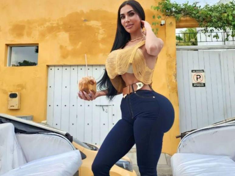 La trágica historia de Christina Ashten, la doble de Kim Kardashian que murió en una cirugía clandestina