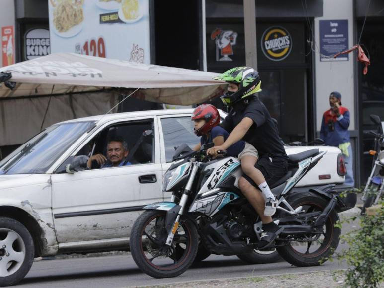 Prohibiciones y multas: normas de tránsito que todo motociclista debe saber en Honduras