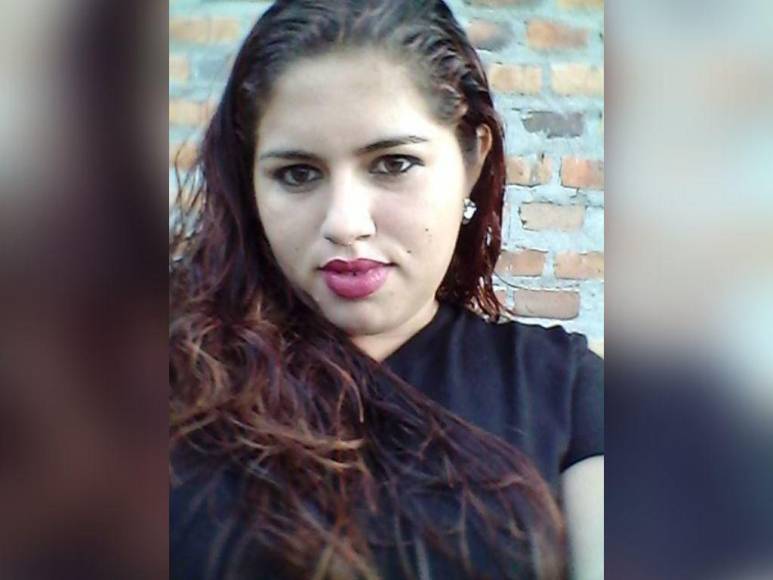 Choluteca: Policía penitenciario asesinó a su pareja frente a sus hijos y huyó tras el crimen