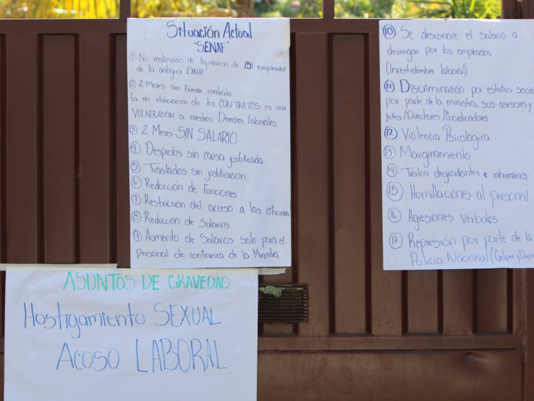 Continúan protestas en la Senaf tras agresión de policía a manifestantes