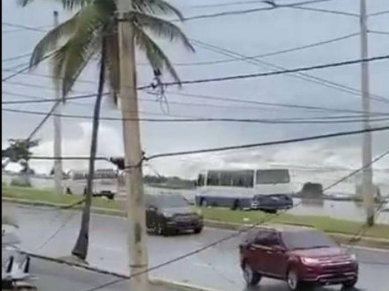 Huracán Bery deja daños y desolación en República Dominicana y el Caribe
