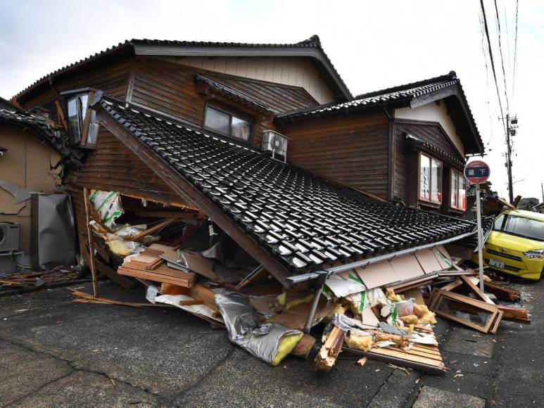 Imágenes del terremoto en Japón, que cobró la vida de al menos 55 personas