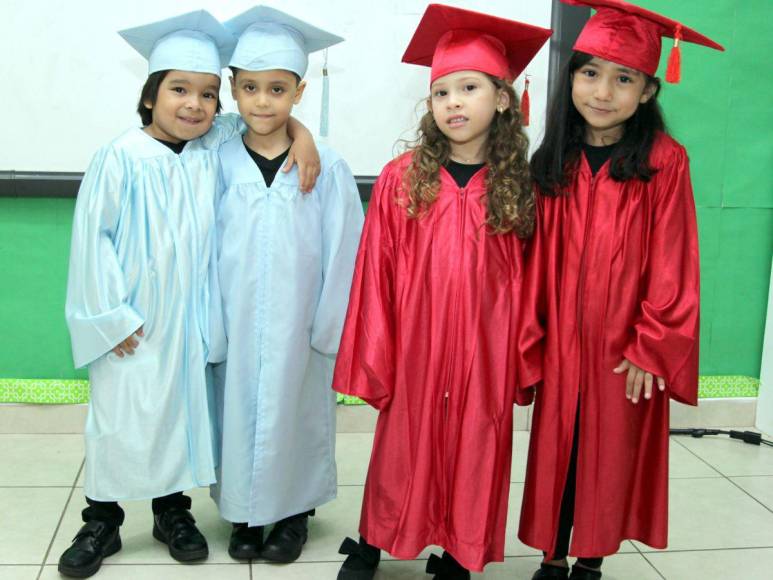 Preescolar IST 2023 recibe su primer diploma