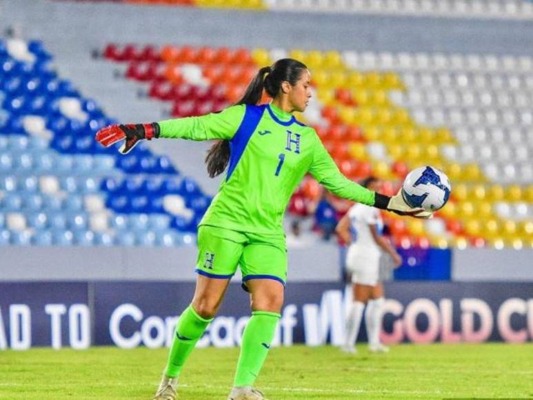 Madelinne Nieto, de graduarse en la UNAH a jugar con Honduras