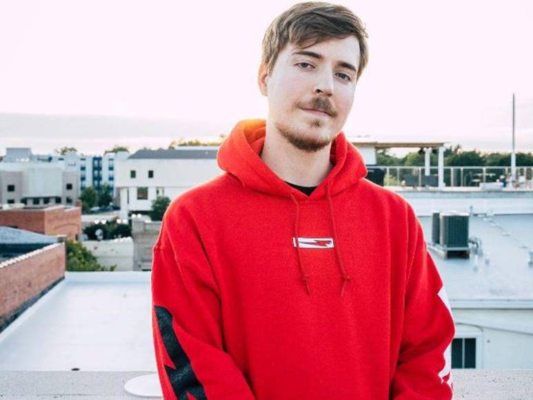 ¿Quién es Mr. Beast, el youtuber con más suscriptores que regala dinero, casas y carros?