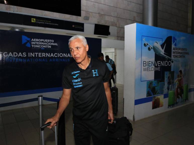 Del avión directo al estadio: Honduras prepara el duelo ante Granada en el “Chelato” Uclés