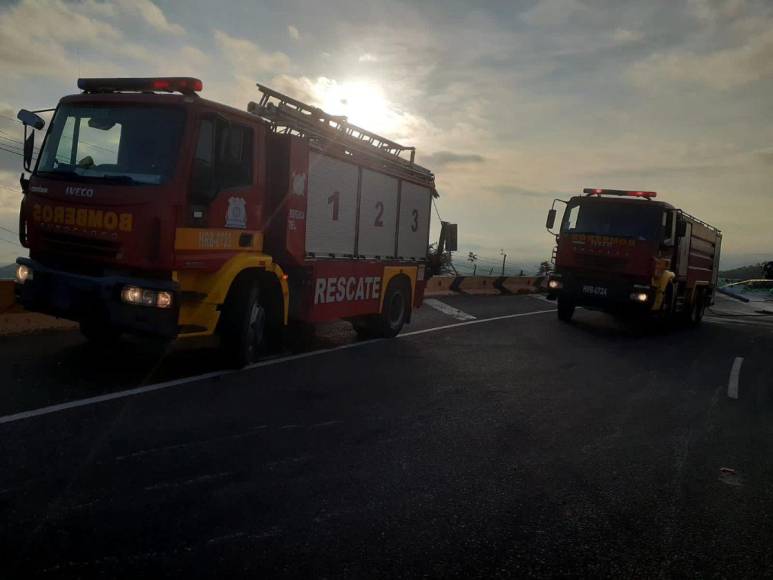 Las estremecedoras imágenes del fatal accidente que dejó dos muertos en la cuesta de La Virgen