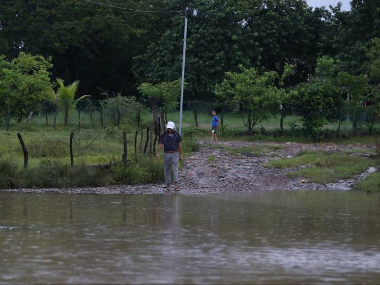 Lluvias de Pilar dejan desbordamiento en Río Goascorán en la zona sur