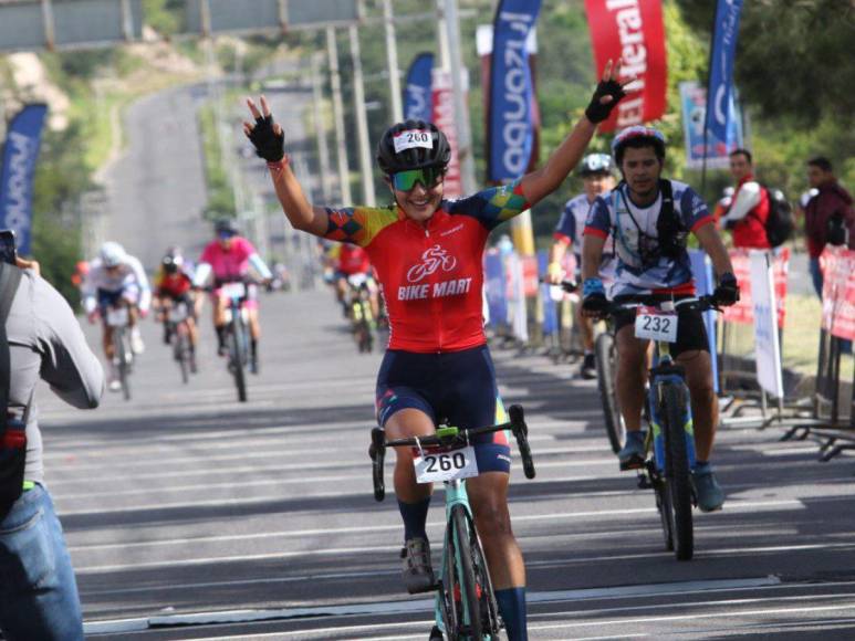 Así fue el recorrido de Gissel Andino, ganadora de la Vuelta Ciclística 2023