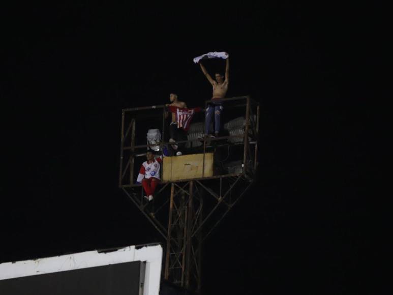 Palco de lujo y la bronca de Jerry: no se vio en el Olimpia vs Marathón