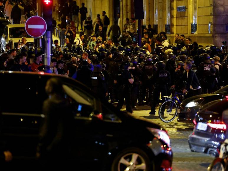 Violencia en Francia: disturbios, jóvenes detenidos y despliegue policial por quinto día consecutivo