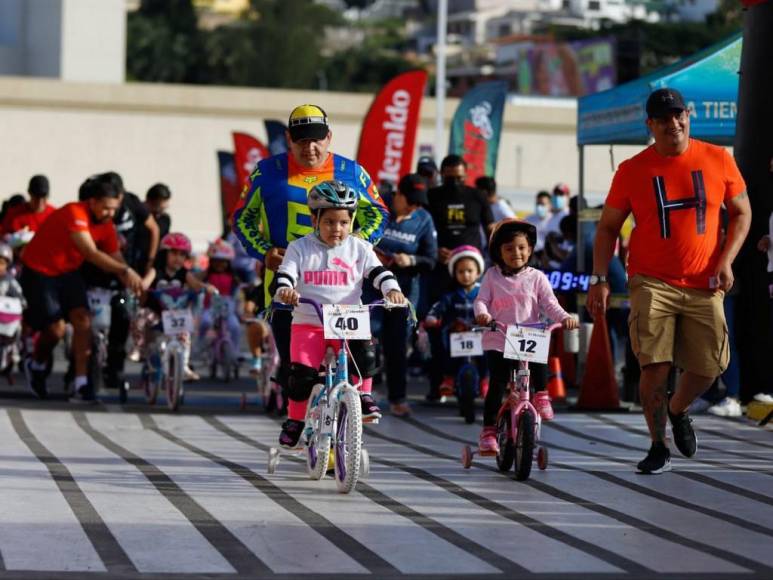 Con sonrisas y mucho ánimo, así arranca Vuelta Infantil en su categoría de 2 a 4 años