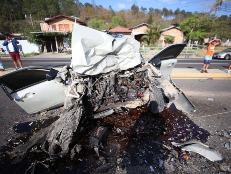 Madre y líder: así era Yeni Reyes, pastora que murió en accidente en la CA-5