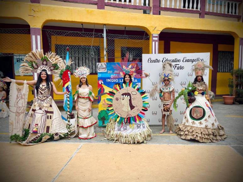 Así lucieron las indias bonitas de los centros educativos en Honduras